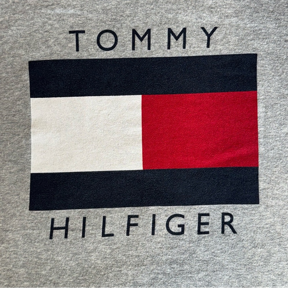 Tommy Hilfiger Flag Logo Crewneck Sweatshirt Grey | Unisex Small | Classic 90s - Picture 3 of 8